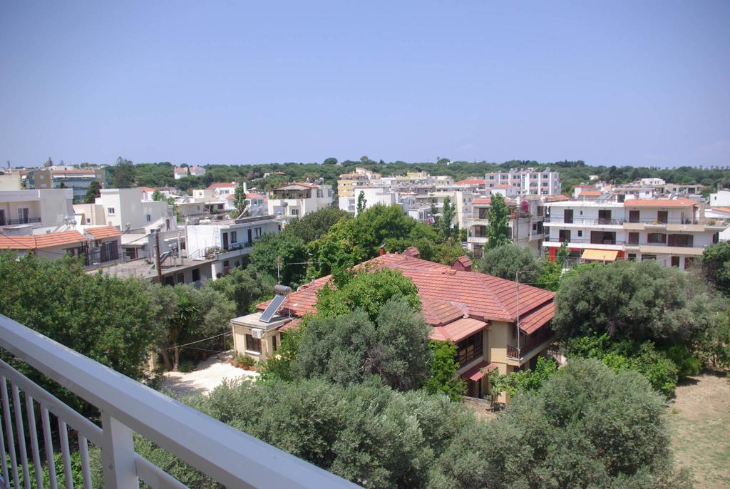 Yiannis Apartments Rhodes City Zimmer foto